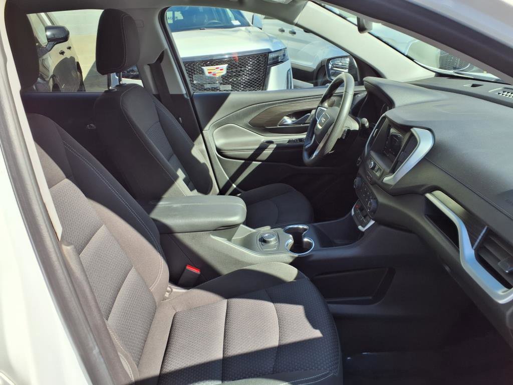 2022 Gmc Terrain SLE photo 25