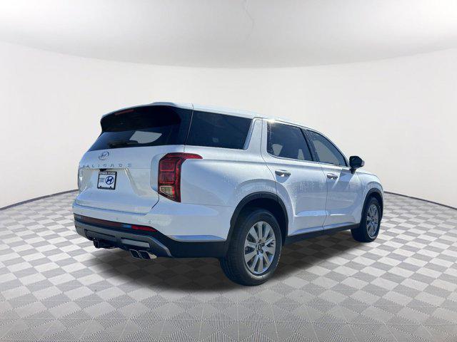 2025 Hyundai Palisade SE photo 2