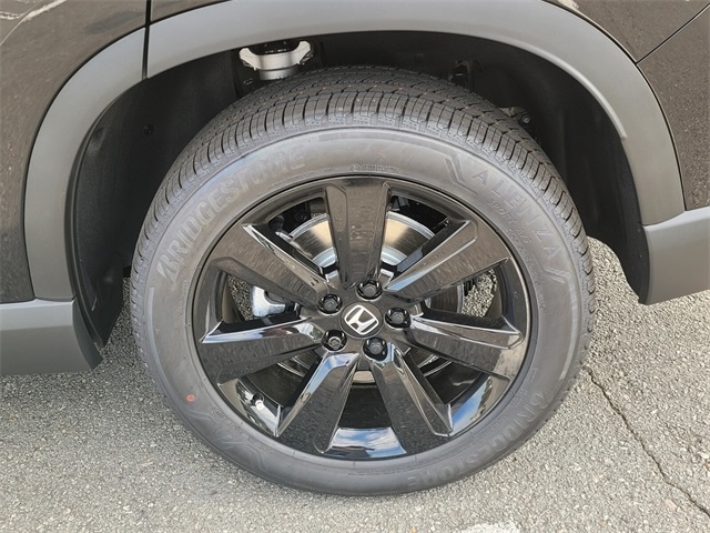 2025 Honda Pilot Black Edition photo 7