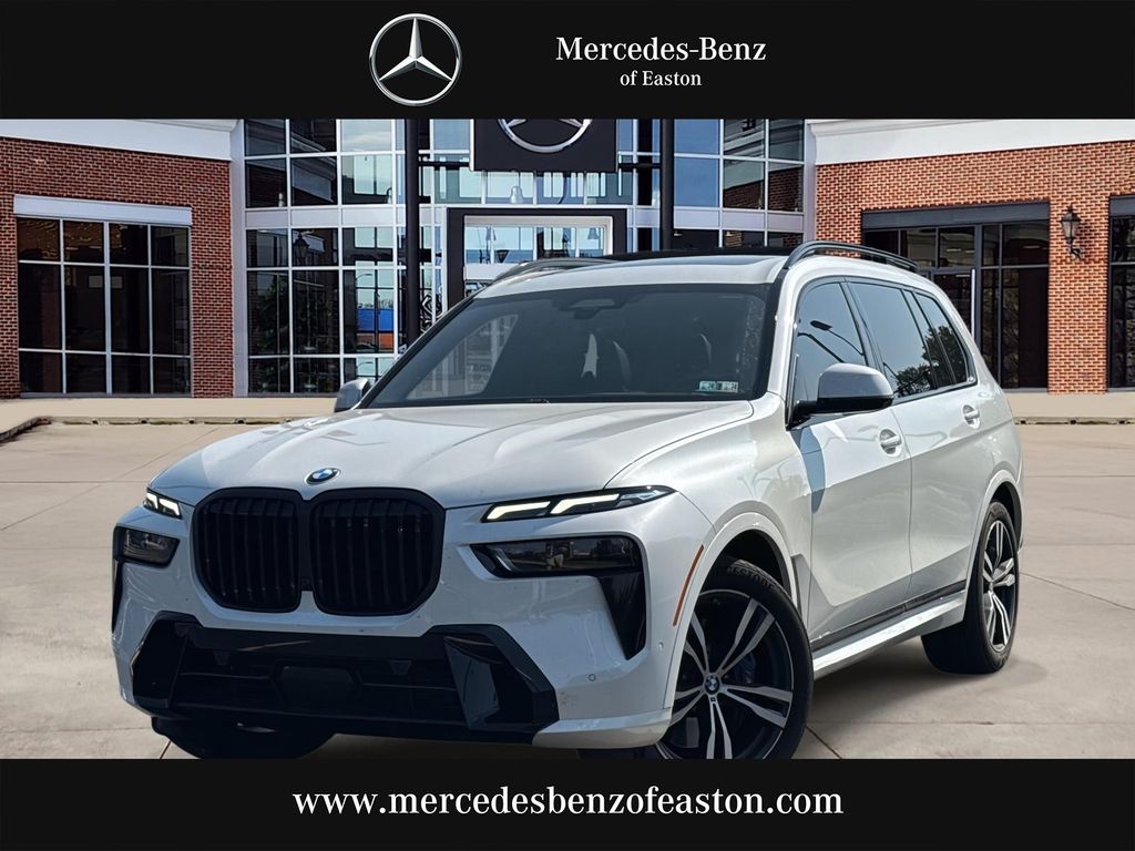 2023 BMW X7