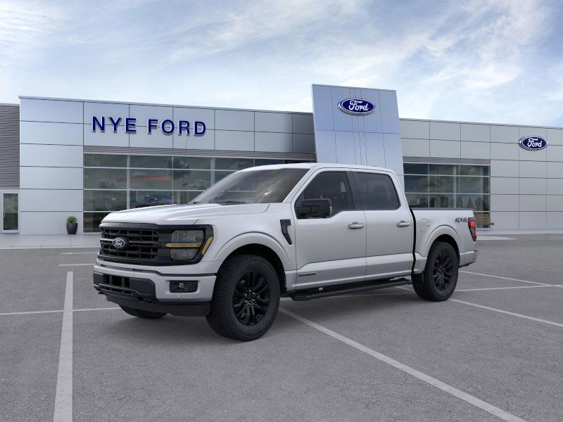 2025 Ford F-150 XLT photo 2