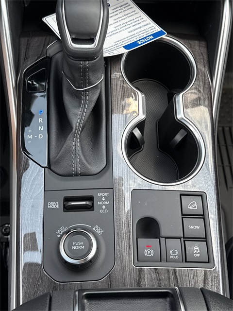 2025 Toyota Highlander Platinum photo 33