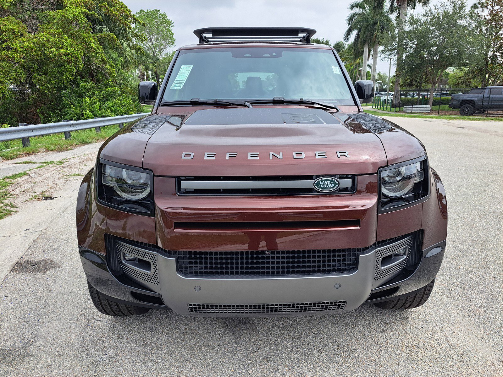 2025 Land Rover Defender Outbound photo 2