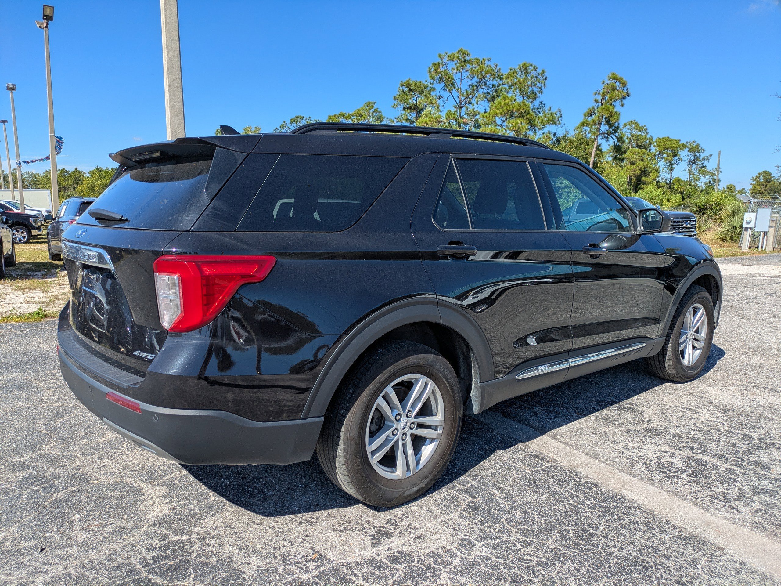 2022 Ford Explorer XLT photo 4