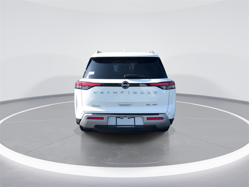 2022 Nissan Pathfinder SL photo 7