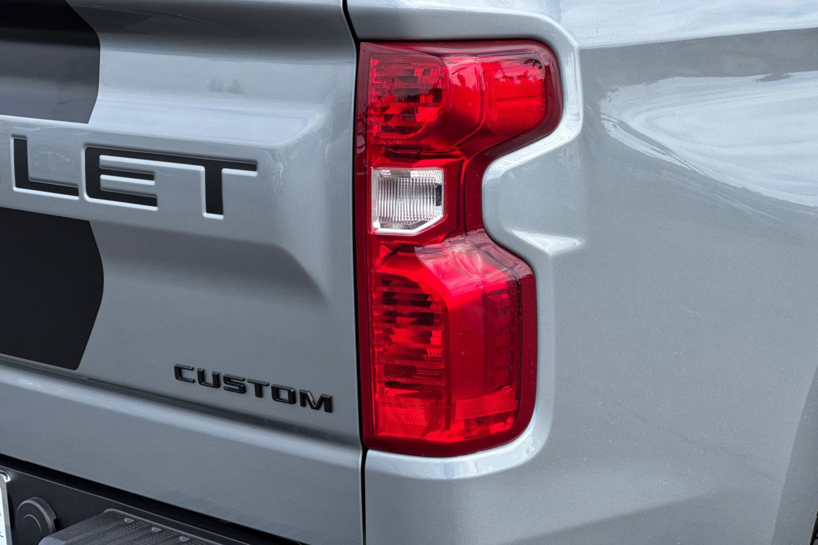 2025 Chevrolet Silverado 1500 Custom photo 24