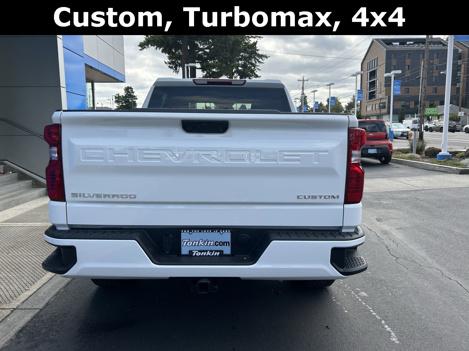 2025 Chevrolet Silverado 1500 Custom photo 5