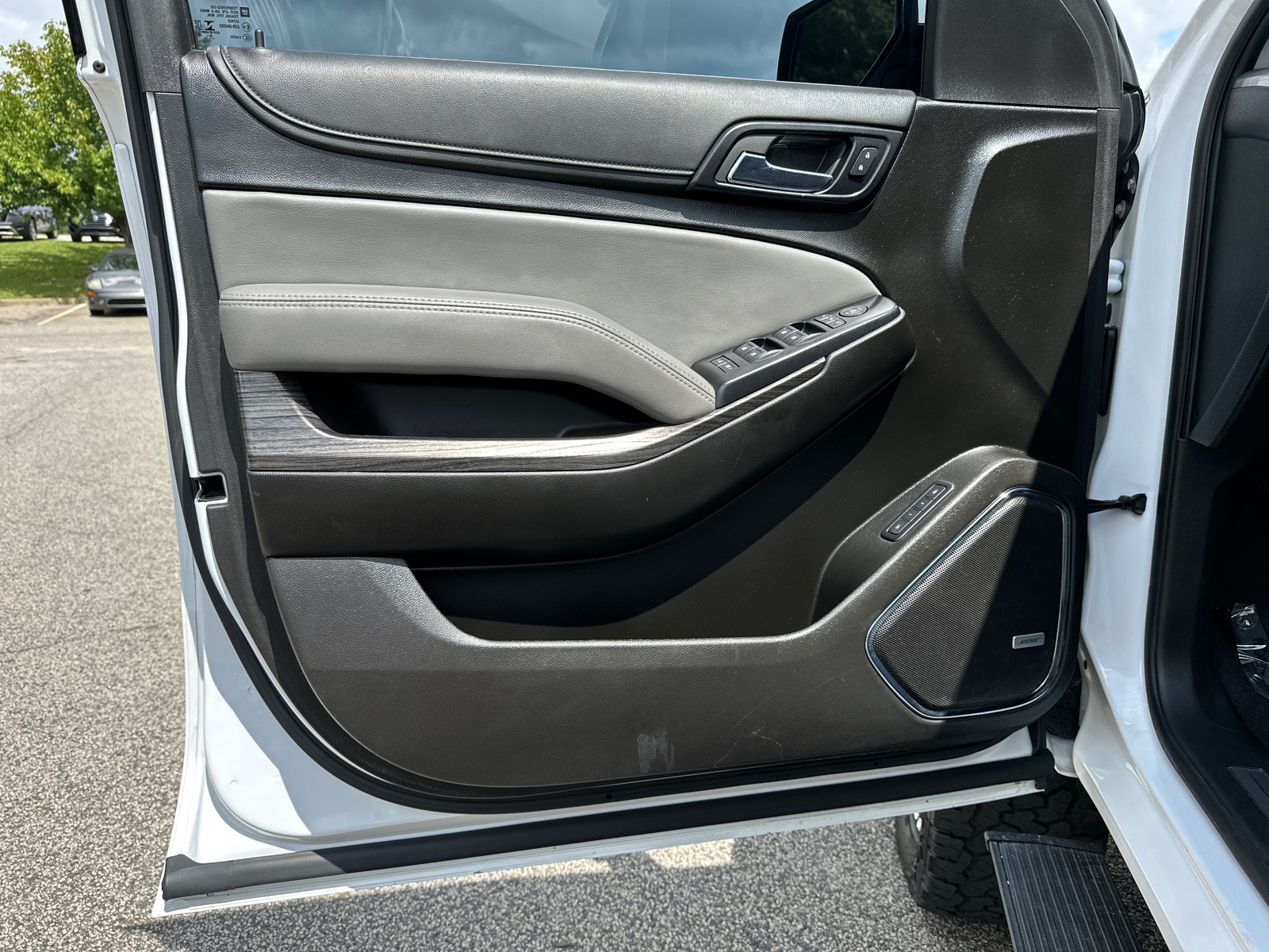 2019 Chevrolet Tahoe LT photo 10