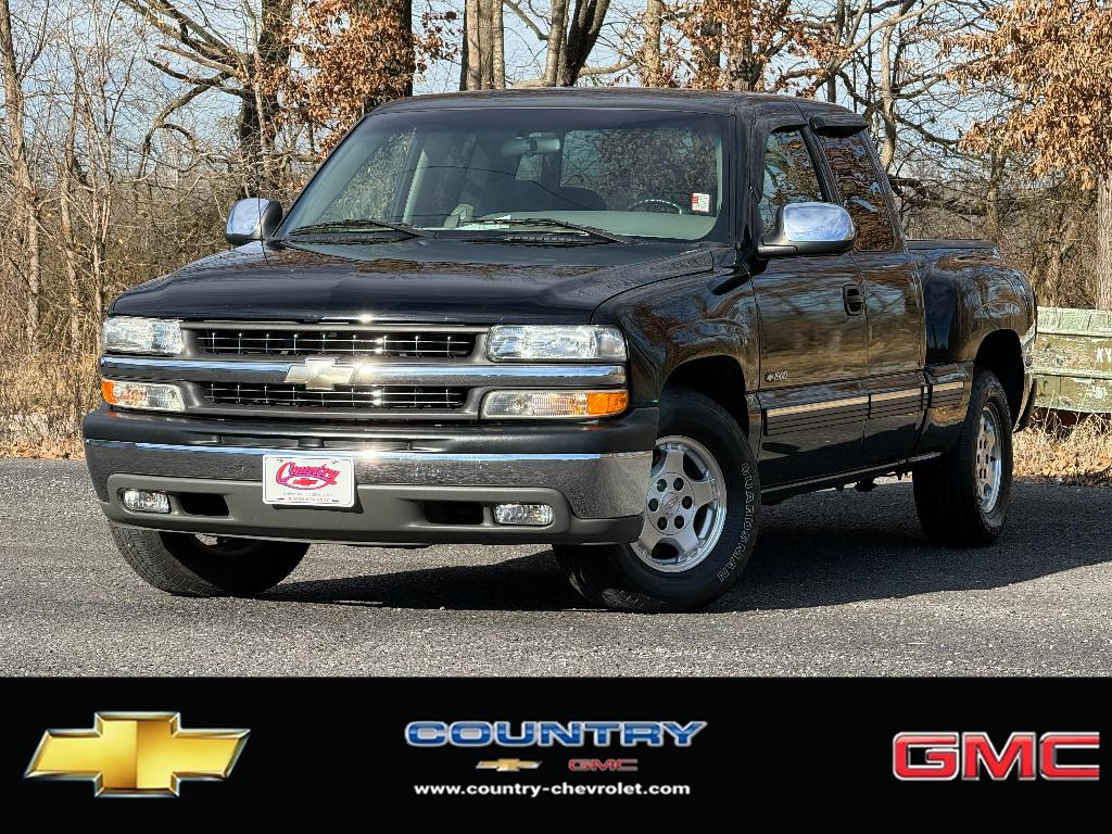 2000 Chevrolet Silverado LS's photo