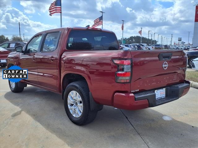 2023 Nissan Frontier SV photo 2