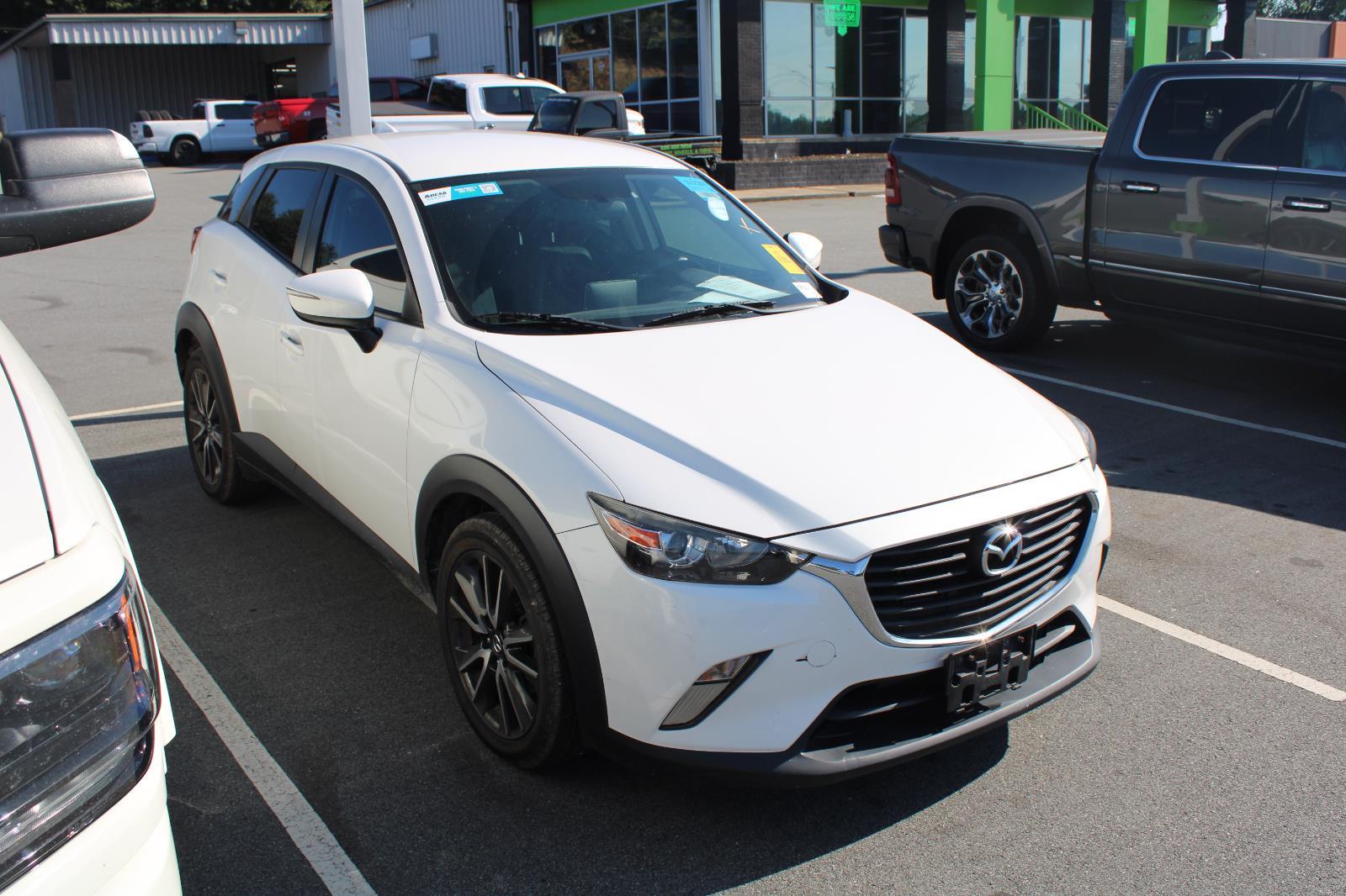 2017 Mazda CX-3 Touring photo 2