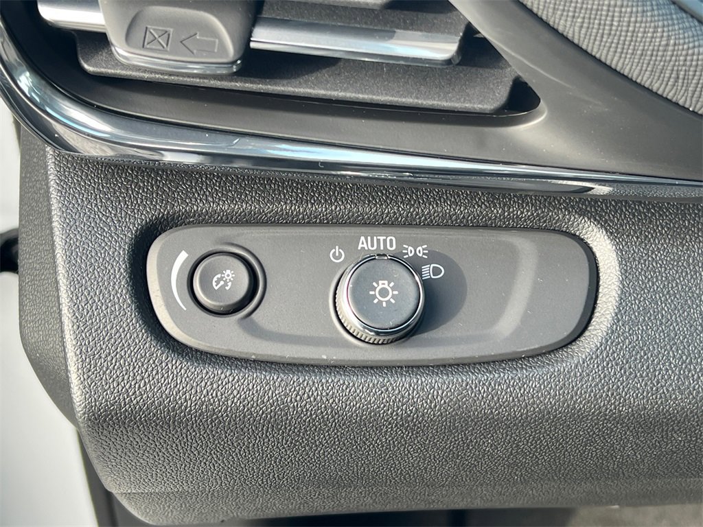 2026 BUICK ENVISTA - Image 15