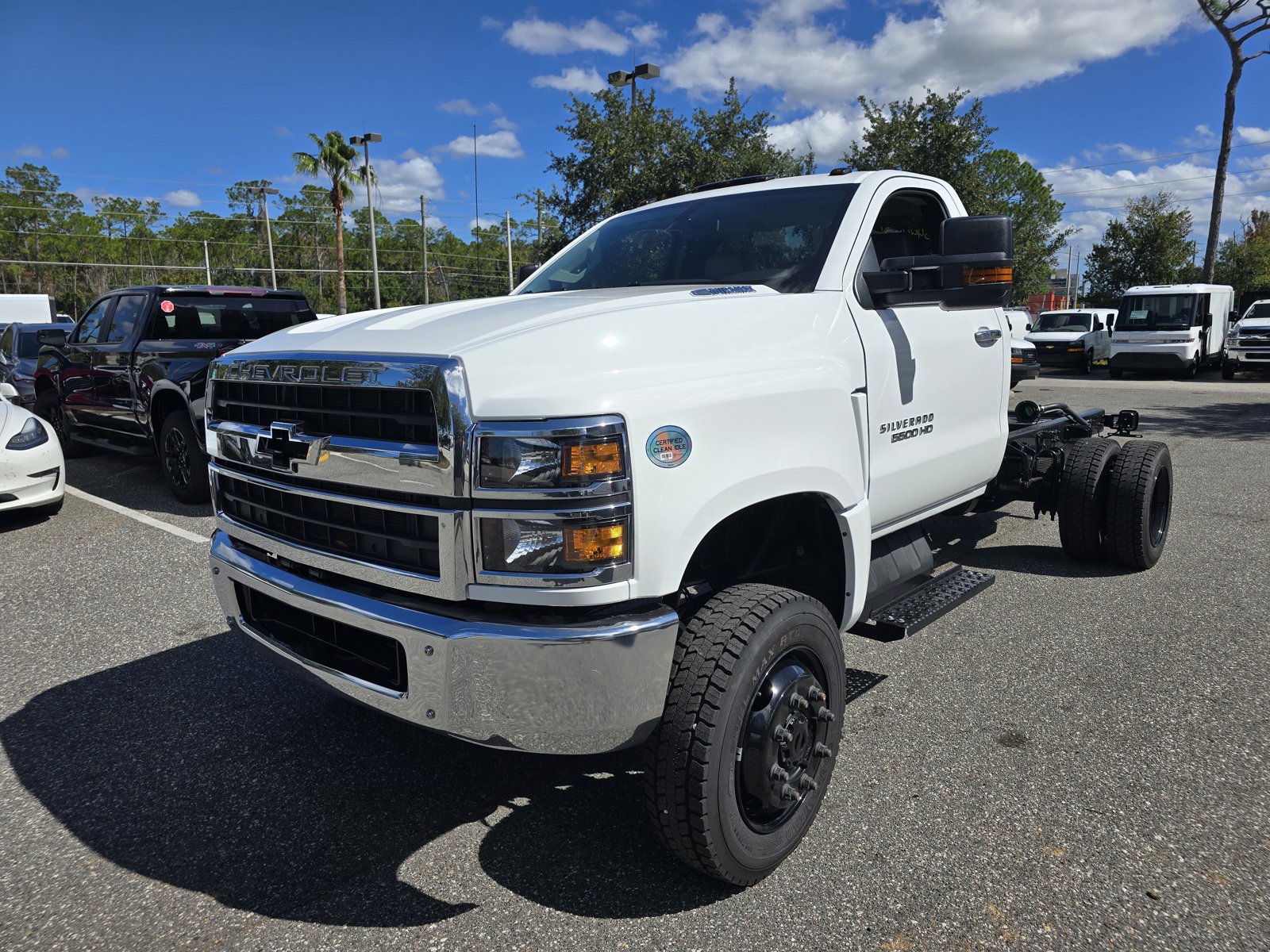 2024 Chevrolet Silverado 4500 Medium Duty Chassis Cab Work Truck's photo