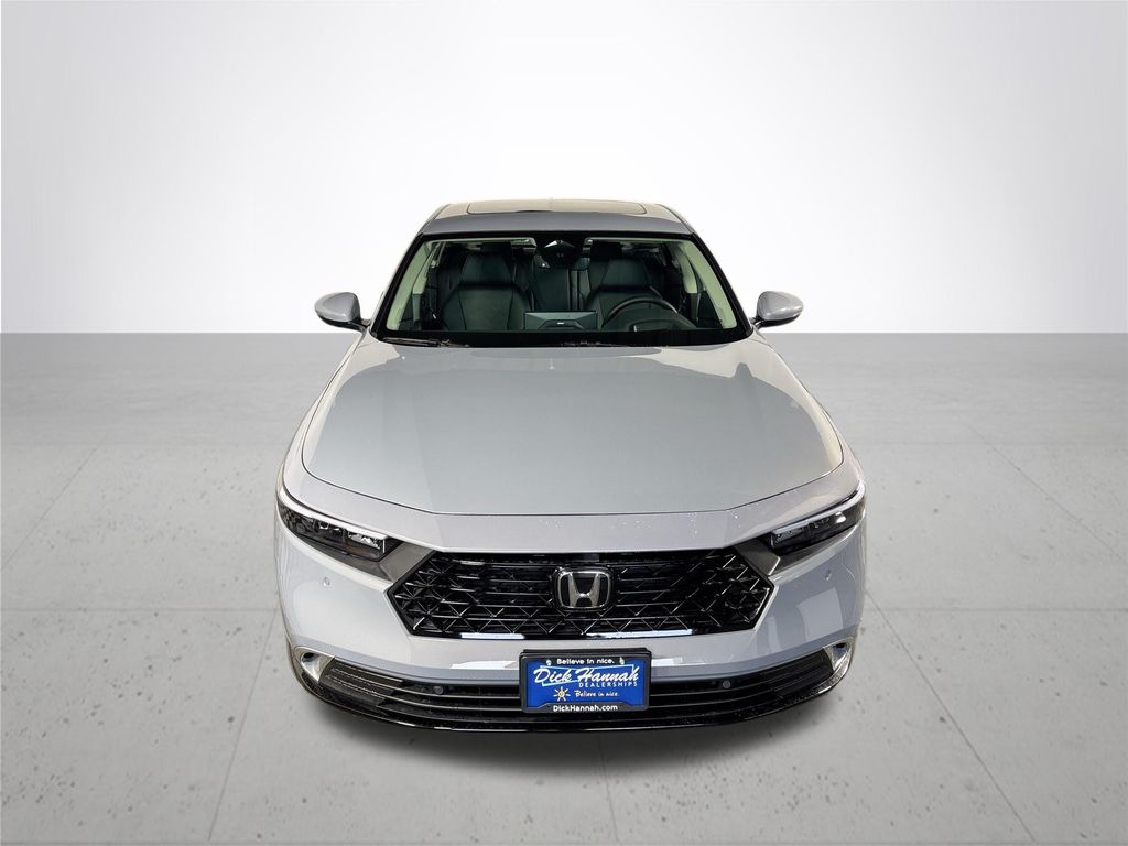 2025 Honda Accord Hybrid Touring photo 3