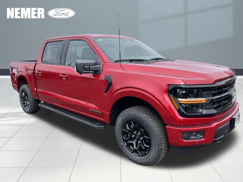 2025 Ford F-150 XLT's photo