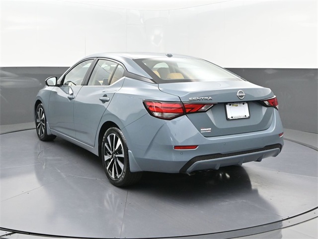2025 Nissan Sentra SV photo 4