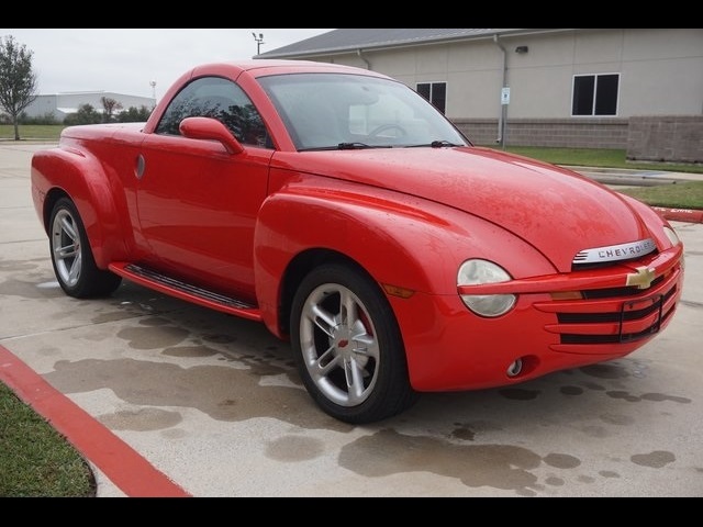 2004 Chevrolet SSR LS
