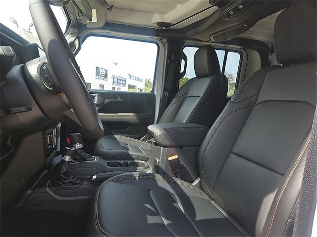 2025 Jeep Gladiator Texas Trail photo 13