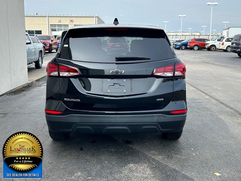 2023 Chevrolet Equinox LS photo 5