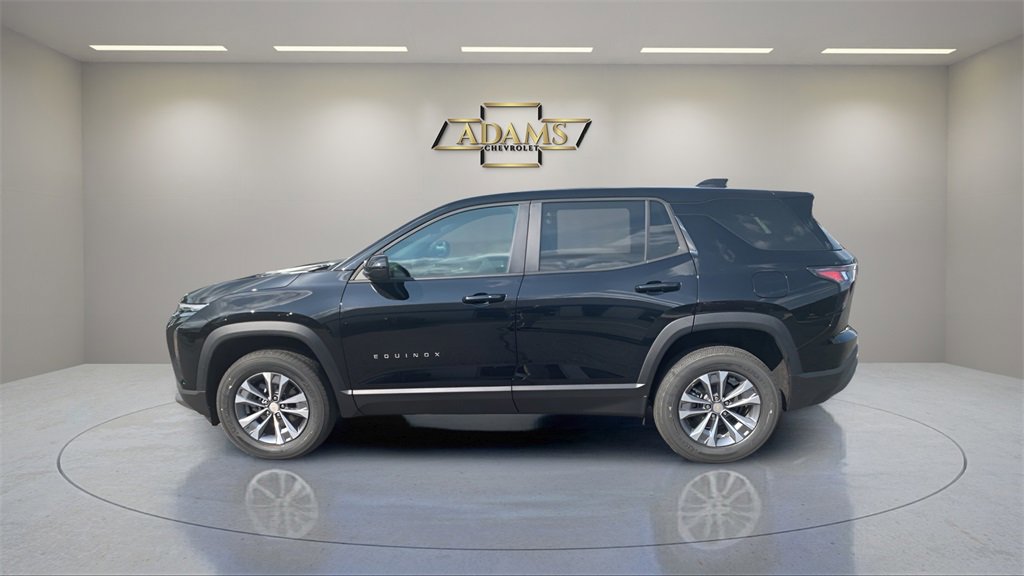 2026 Chevrolet Equinox LT photo 2
