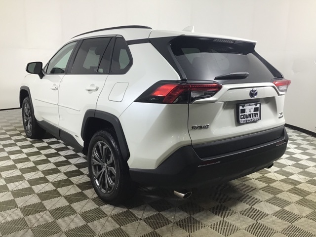 2022 Toyota RAV4 Hybrid XLE Premium photo 4