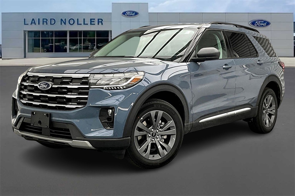 2025 Ford Explorer Active's photo