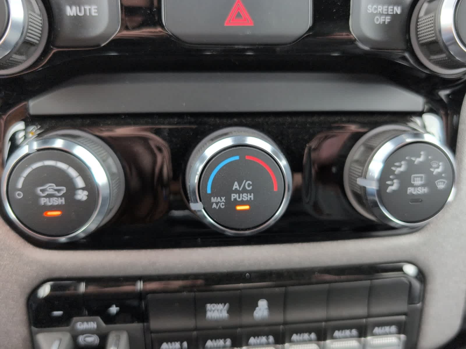 2025 Ram 2500 Tradesman photo 25