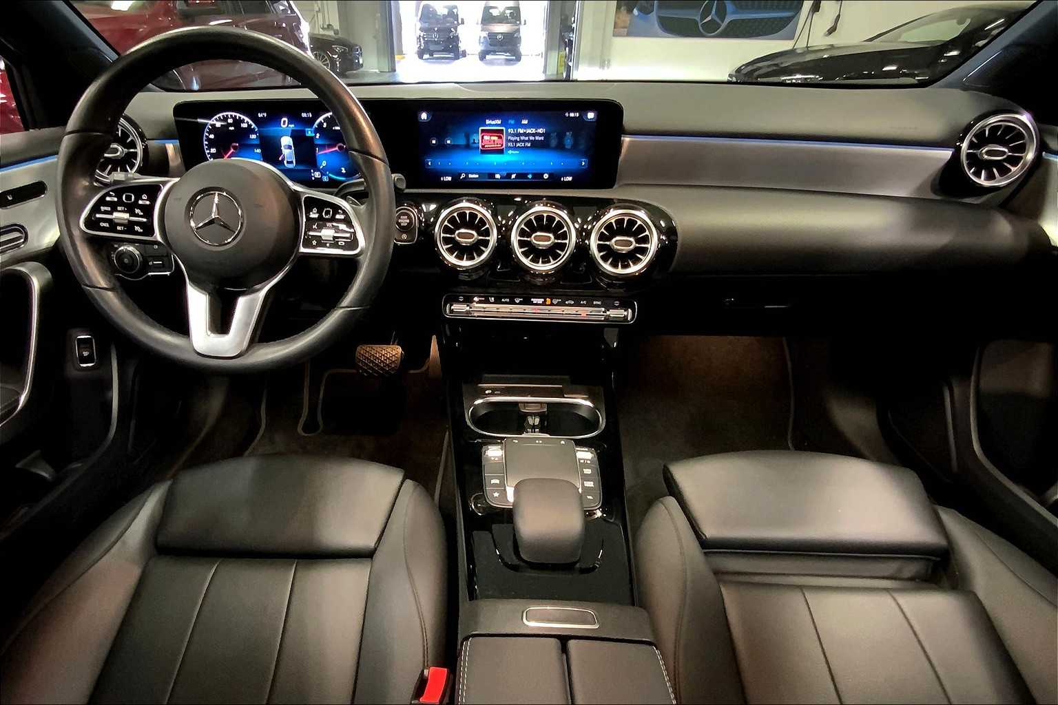 2021 Mercedes Benz A 220 photo 13