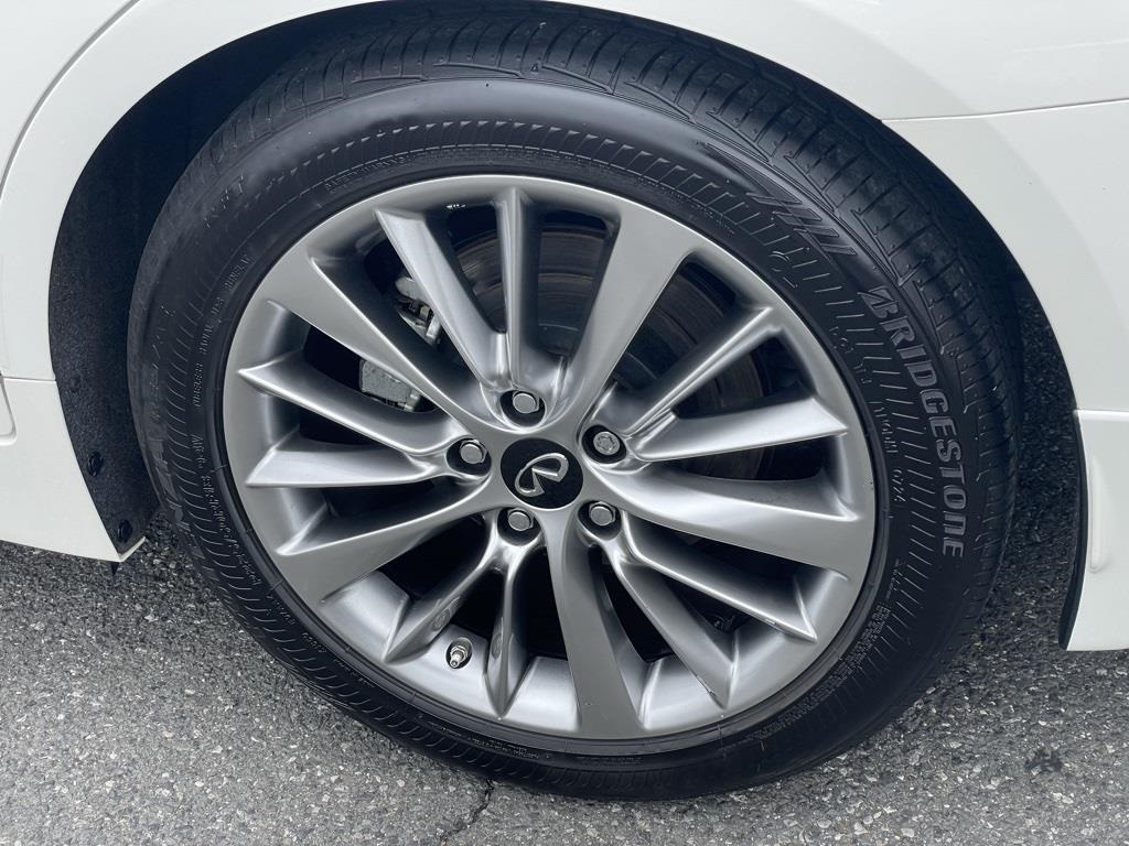 2024 Infiniti Q50 LUXE photo 32