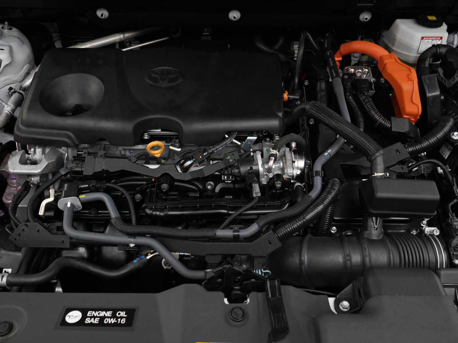2024 Toyota RAV4 Hybrid SE photo 25