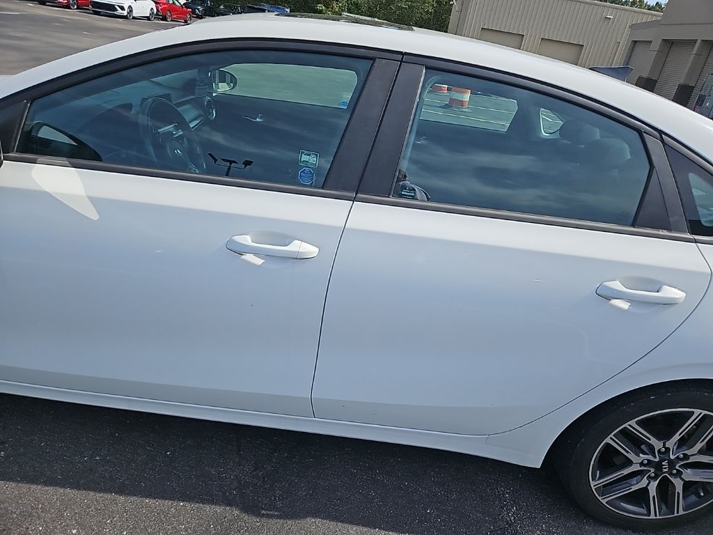 2019 Kia Forte S photo 4