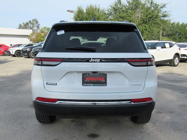 2025 Jeep Grand Cherokee Laredo X photo 3