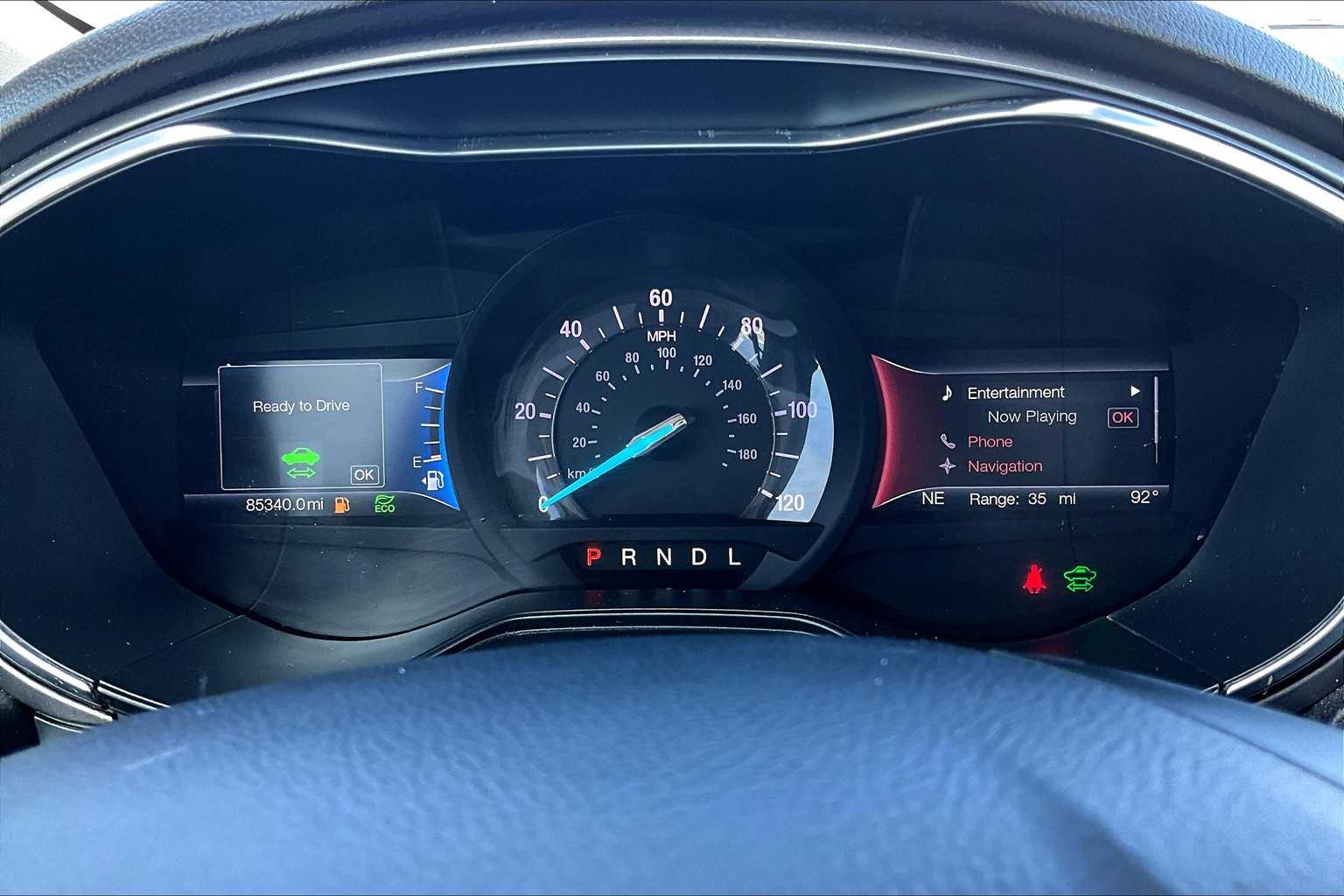2020 Ford Fusion Hybrid SE photo 23