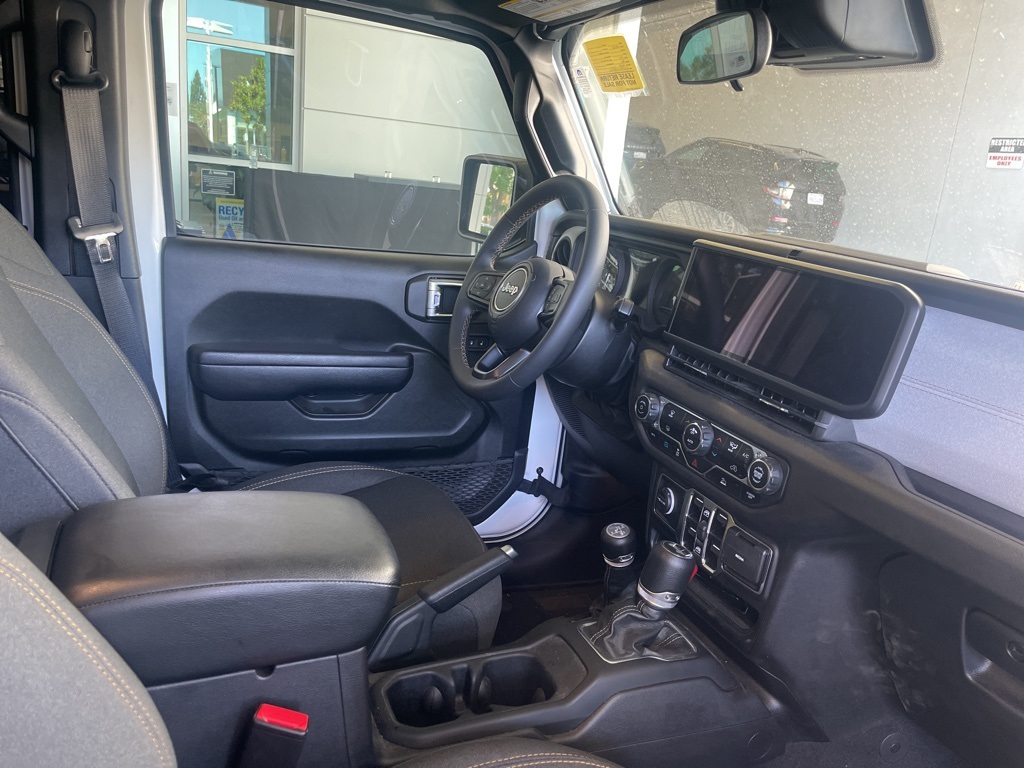 2024 Jeep Wrangler Sport S 4xe photo 7
