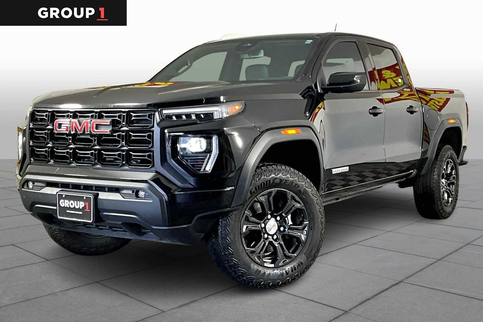 2024 GMC Canyon Elevation's photo
