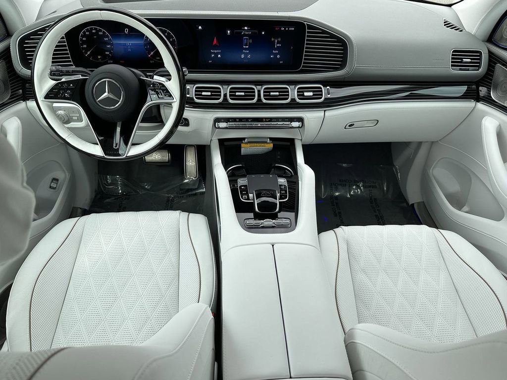 2025 Mercedes Benz GLS Maybach 600 4MATIC photo 26