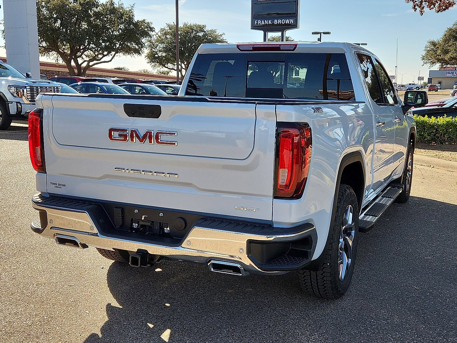 2026 Gmc Sierra 1500 SLT photo 3