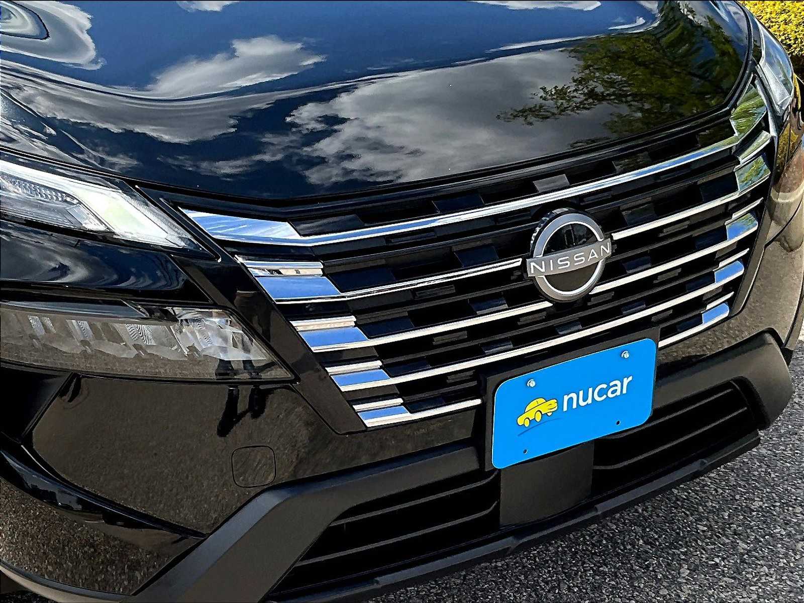 2025 Nissan Rogue SV photo 26