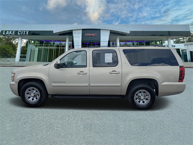2014 Chevrolet Suburban 1500 LT photo 6
