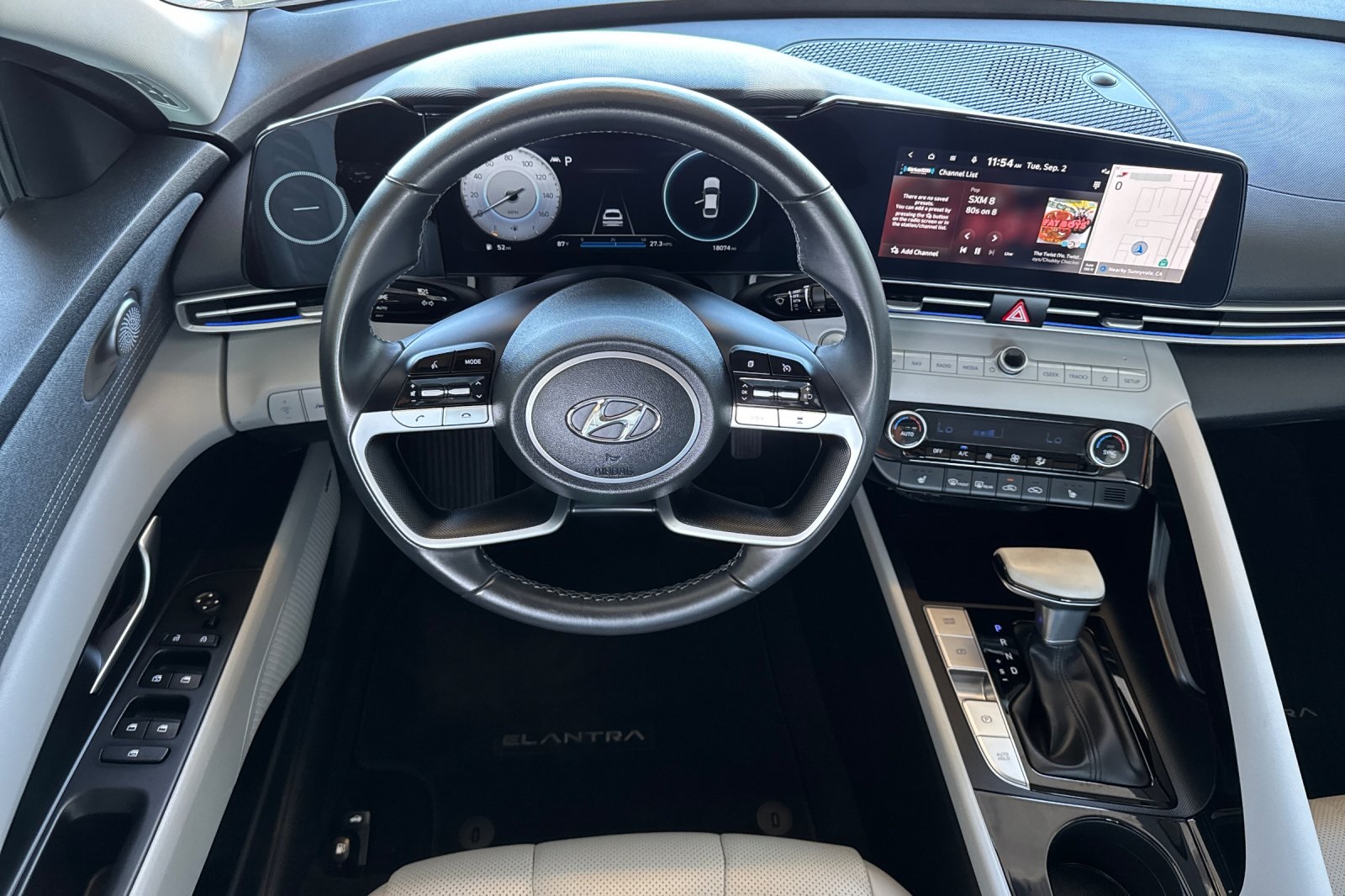 2023 Hyundai Elantra Limited photo 15