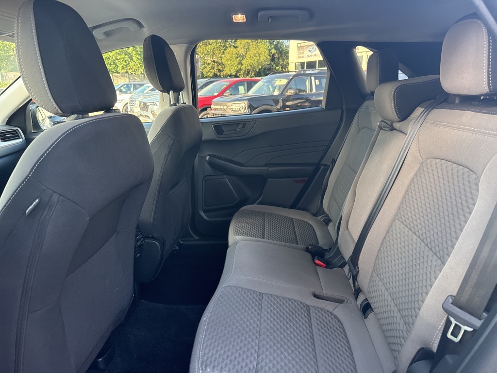 2022 Ford Escape SE photo 23