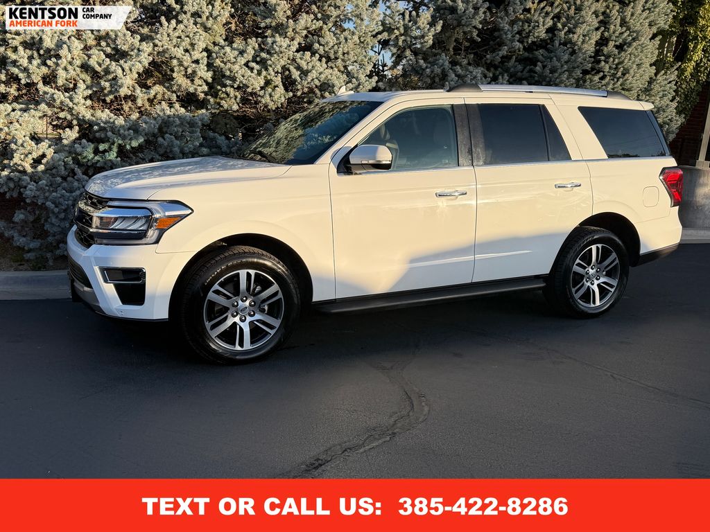 2024 Ford Expedition Limited's photo