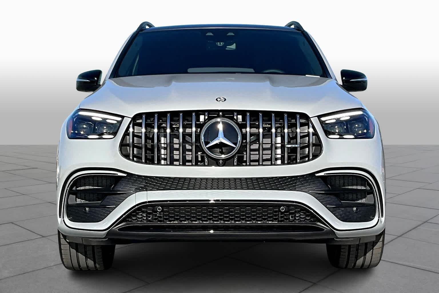 2025 Mercedes Benz GLE AMG 63 4MATIC photo 3