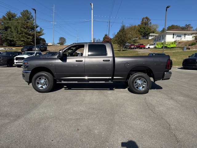 2026 Ram 2500 Tradesman photo 4