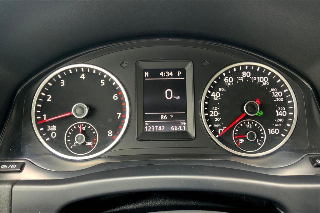 2014 Volkswagen Tiguan SE photo 20