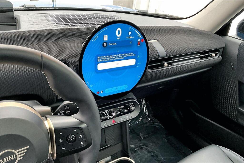 2025 Mini Cooper 2 Door Hardtop S photo 4