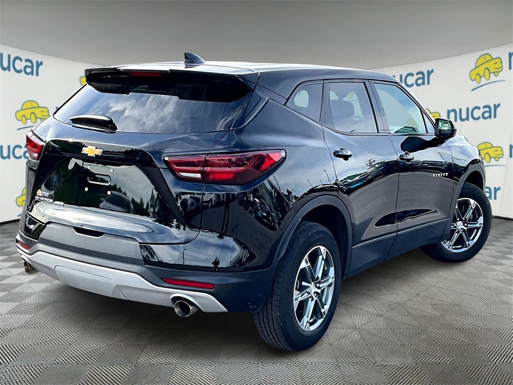 2023 Chevrolet Blazer 2LT photo 6