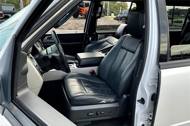 2014 Ford Expedition EL Limited photo 21