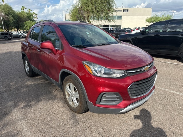 2018 Chevrolet Trax LT photo 2