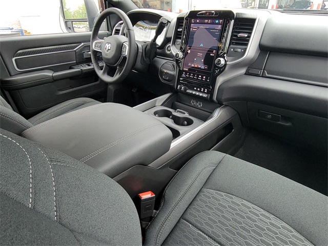 2025 Ram 2500 Big Horn photo 28